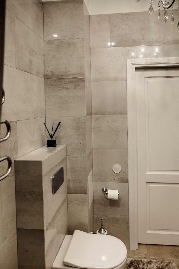 Kranto Apartaments ปาเนเวชิส ภายนอก รูปภาพ